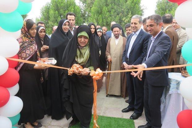 نمایشگاه صنایع دستی و هنرهای تجسمی در کنار خلیج فارس گشایش یافت