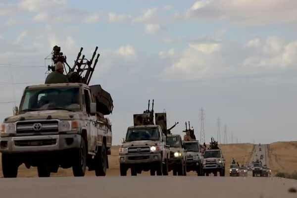 تسلیم شدن یکی از گردانهای ارتش خلیفه حفتر در جنوب طرابلس