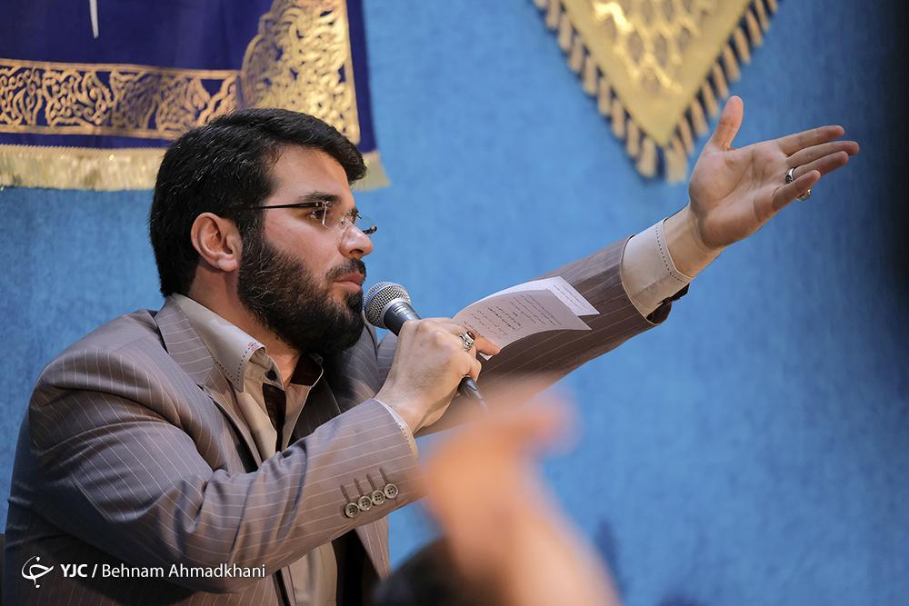 مناجات خوانی میثم مطیعی در رمضان 98 دانلود مناجات خوانی میثم مطیعی در رمضان 98