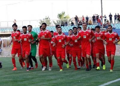ستاره های پرسپولیس زیر نظر کادر پزشکی