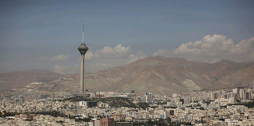 آسمان تهران غبارآلود می شود آسمان تهران غبارآلود می گردد