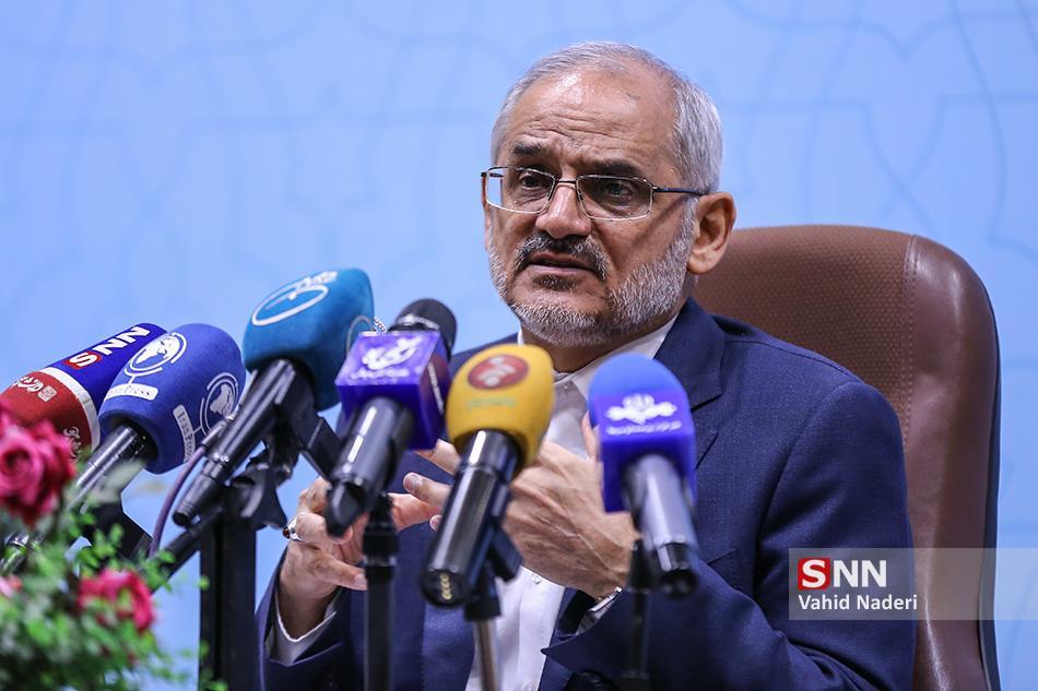 خصوصی سازی در مدارس آموزش و پرورش شکل نخواهد گرفت ، با خاطیان برخورد می کنیم