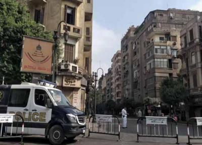 صدای ممتد آژیر خودروهای پلیس در میدان رامسس قاهره شنیده می شود