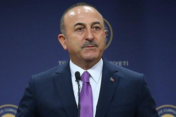 وزیرخارجه ترکیه: موشک های اس400 را می خریم تا گدایی نکنیم