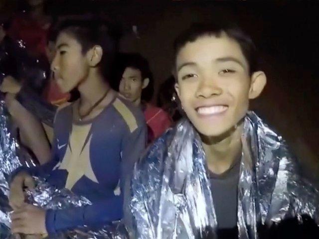 انتها موفقیت آمیز عملیات نجات 12 نوجوان تایلندی و مربی شان