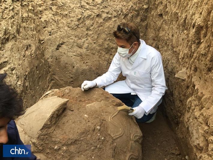 کشف چاه سنگی در اصفهان
