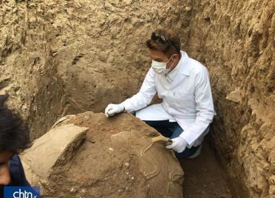 کشف چاه سنگی در اصفهان