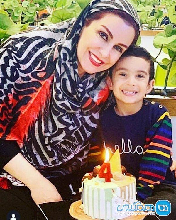 زنده یاد ماه چهره خلیلی در جشن تولد پسرش عکس زنده یاد ماه چهره خلیلی در جشن تولد پسرش