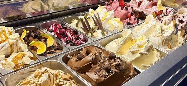 چرا وقتی بستنی می خوریم سرمان درد می گیرد؟