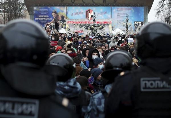 بازداشت 600 نفر در اعتراضات غیرمجاز پایتخت روسیه، هشدار به دیپلمات های آمریکایی