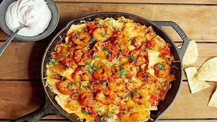 طرز تهیه ناچس میگو در ماکروویو رژیمی