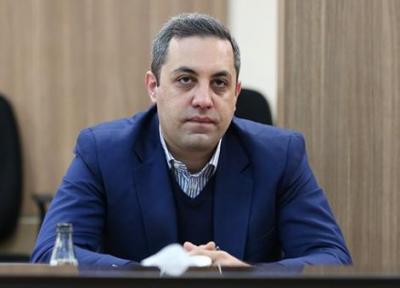 دولت به خانواده های کم برخوردار، یارانه خرید تبلت پرداخت کند