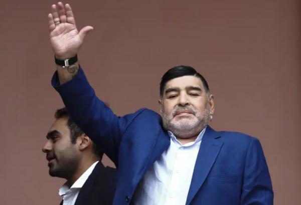 چرا مارادونا بستری و جراحی شد؟ چرا مارادونا بستری و جراحی شد؟